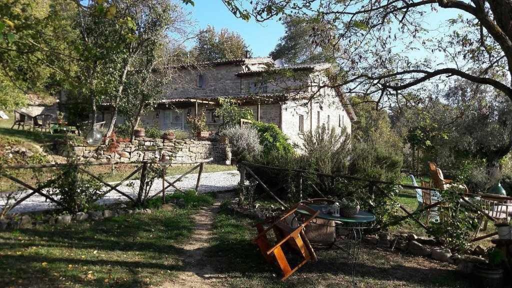 Agriturismo Montesalce Губбио Экстерьер фото