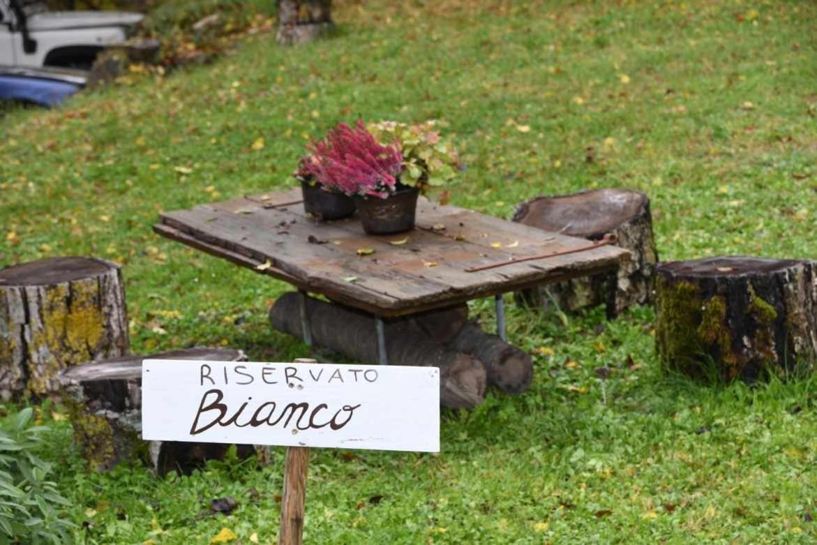 Agriturismo Montesalce Губбио Экстерьер фото